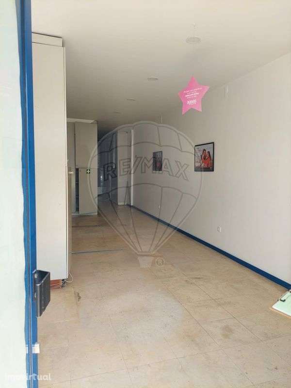 Loja  para arrendamento - Grande imagem: 2/4
