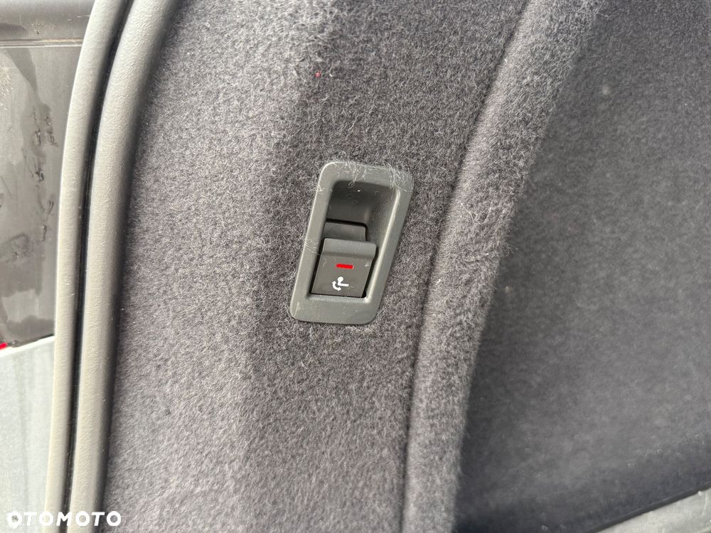 Audi A4 Avant 40 TDI mHEV S Line S tronic - 13