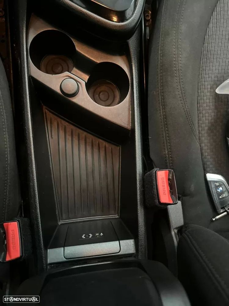 BMW 216 Active Tourer d Line Sport - 10