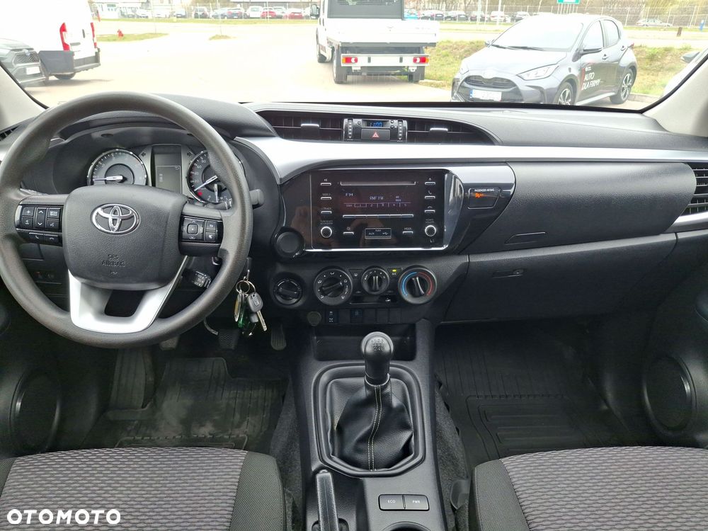 Toyota Hilux 2.4 D-4D Double Cab DLX 4x4 - 12