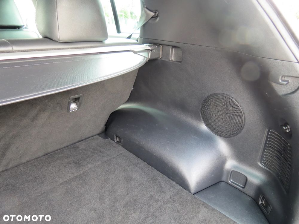 Kia Sportage 1.6 T-GDI AWD GT LINE - 36