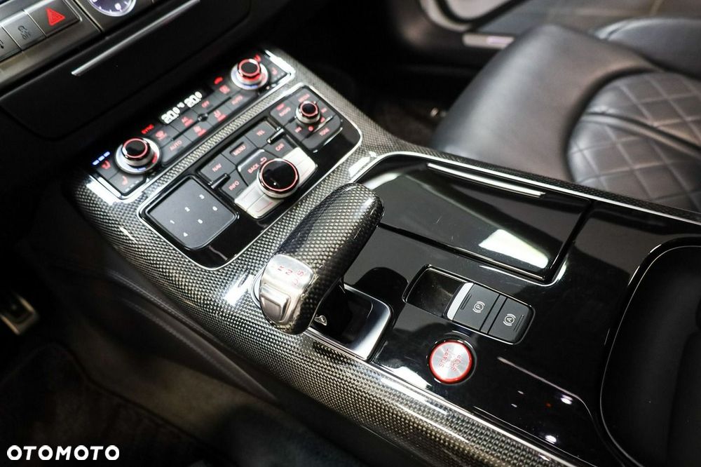 Audi S8 - 21