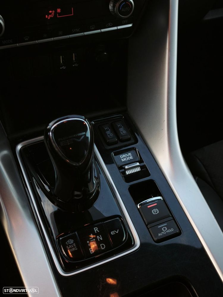 Mitsubishi Eclipse Cross 2.4 PHEV eMotion - 17