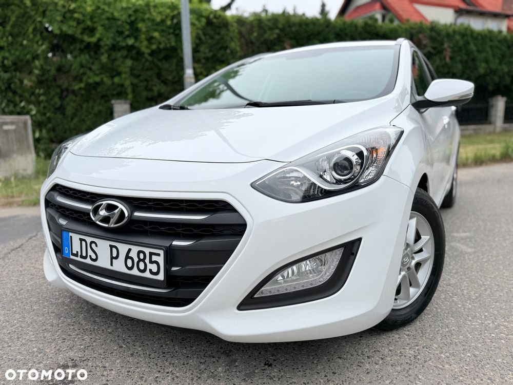 Hyundai i30 1.6 GDI Premium - 13