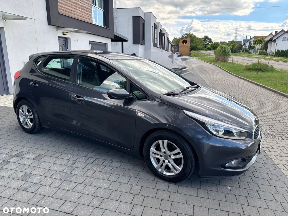 Kia Ceed 2014 photo 5