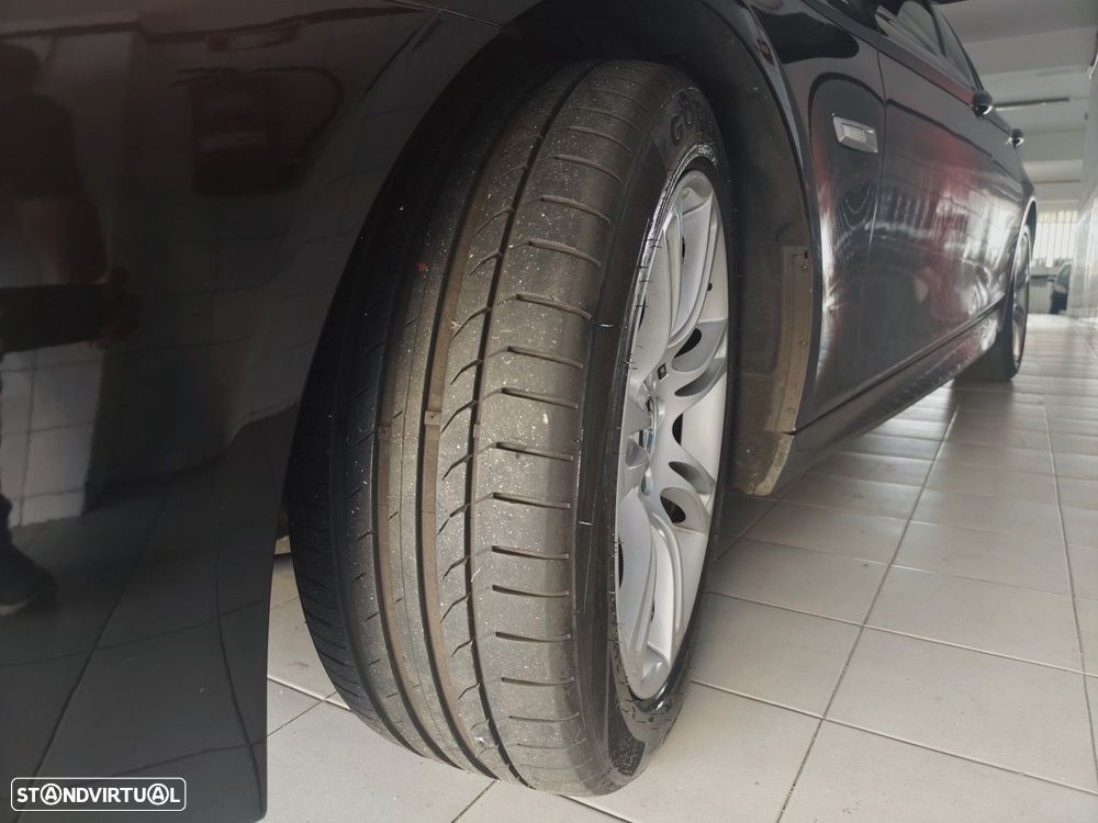 BMW 520 d Pack M - 8