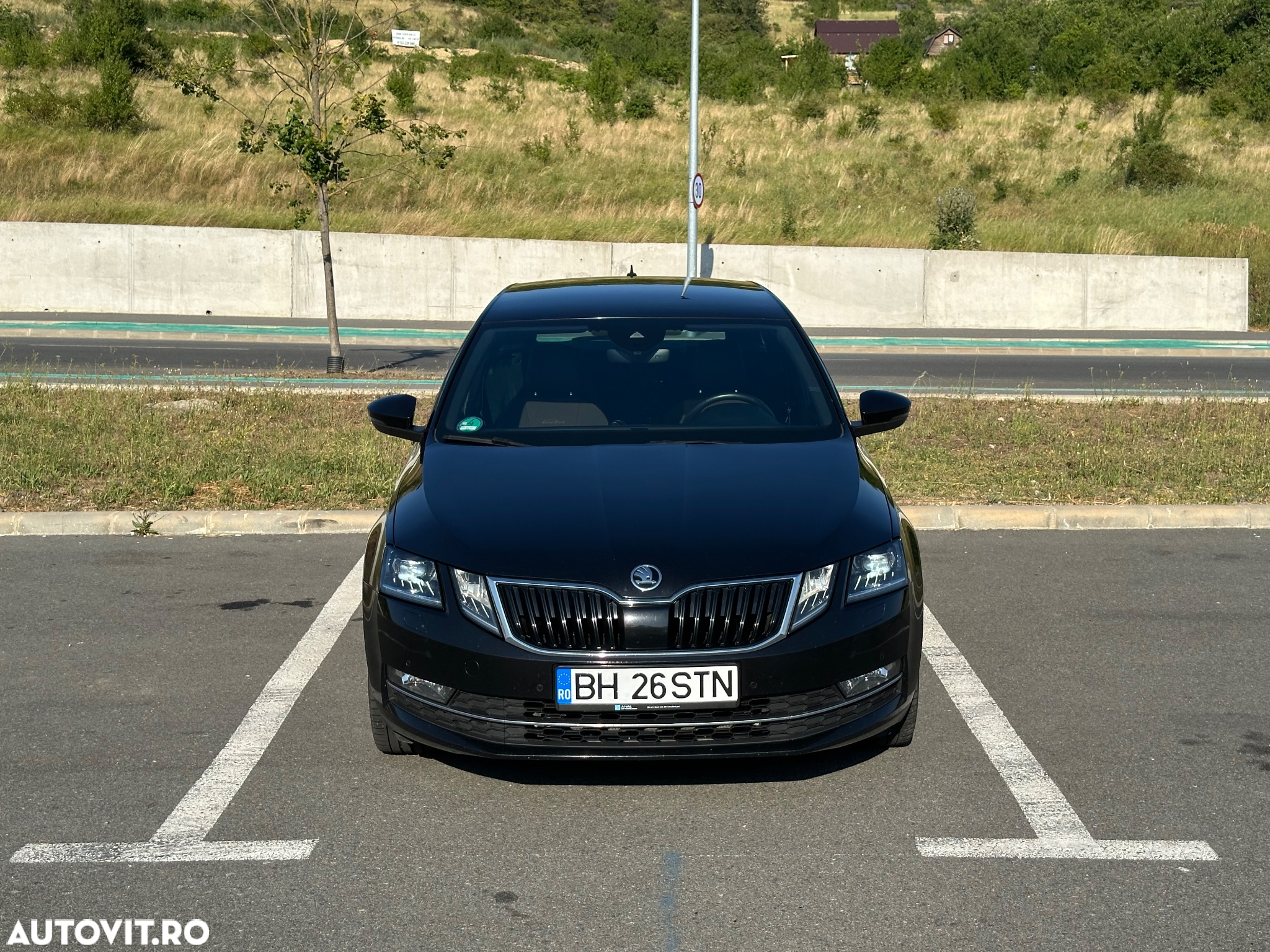 Skoda Octavia 2.0 TDI DSG L&K - 2