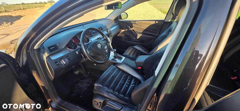 Volkswagen Passat 2.0 TDI Highline DSG - 11