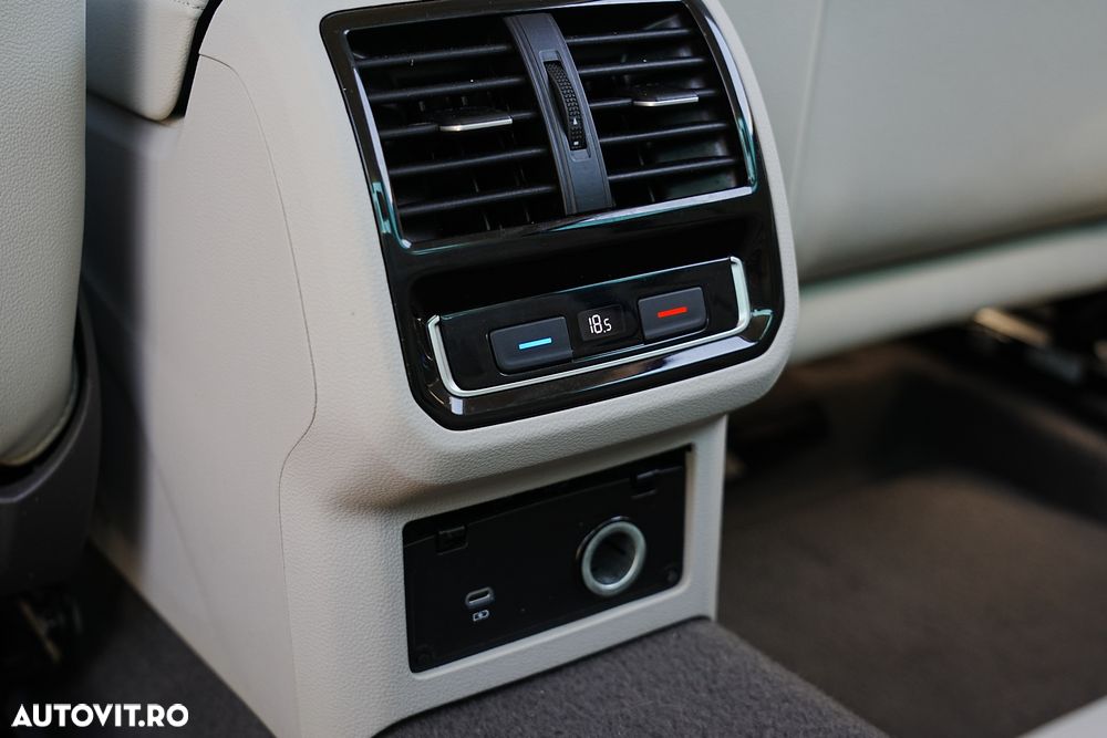 Volkswagen Passat Variant 2.0 TDI DSG R Executive - 26