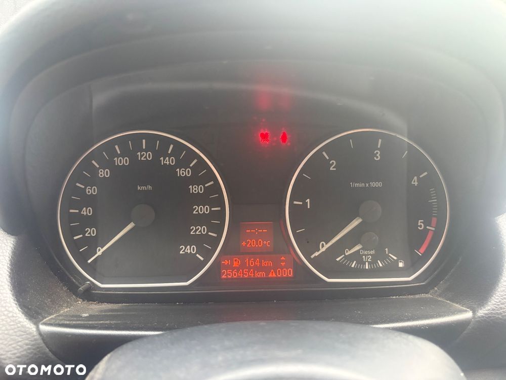 BMW Seria 1 118d - 12