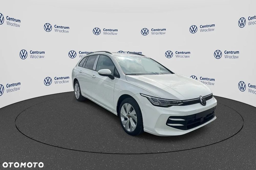 Volkswagen Golf VIII 1.5 eTSI EVO Life DSG - 2