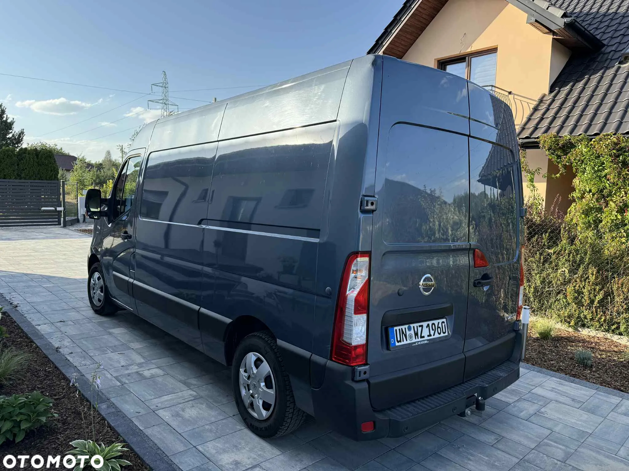 Nissan NV400 - 4