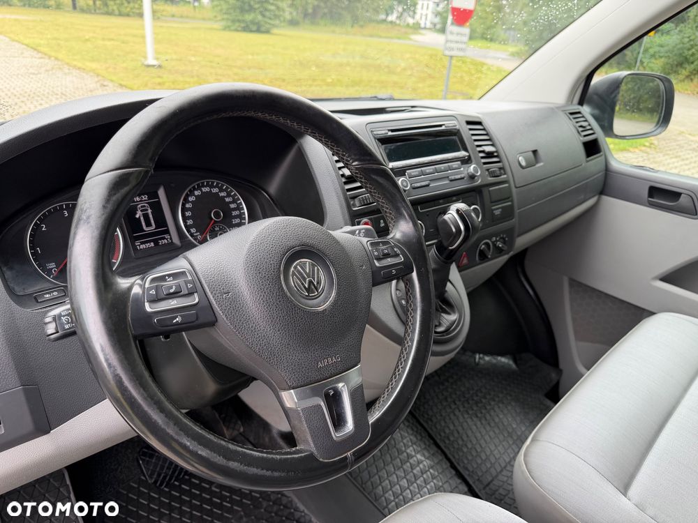 Volkswagen Transporter - 14
