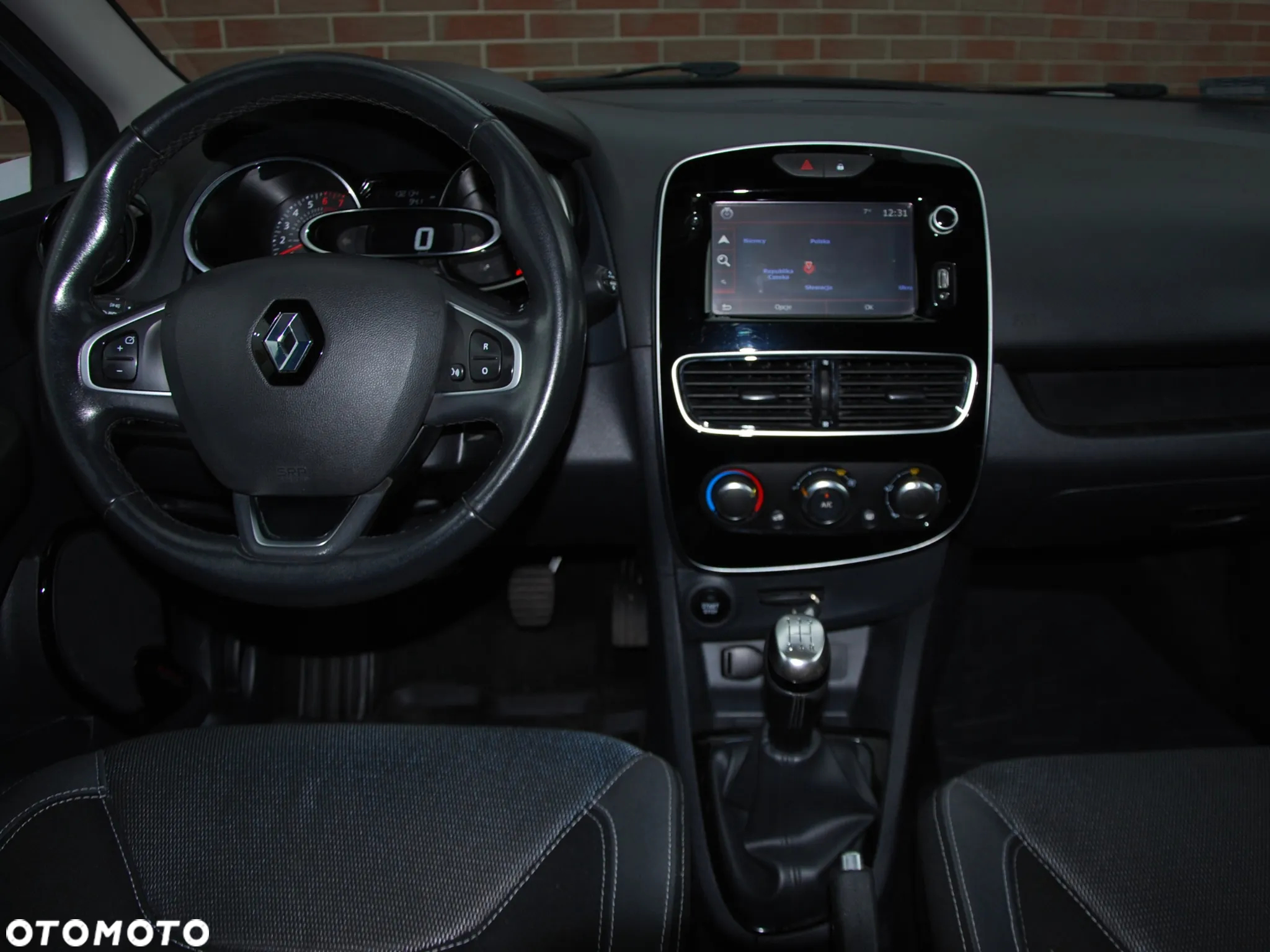 Renault Clio 0.9 Energy TCe Alize EU6 - 17