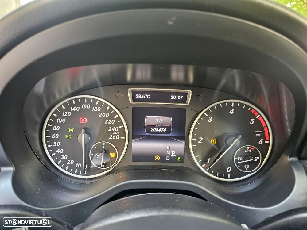 Mercedes-Benz A 180 CDI 7G-DCT 2Style - 26