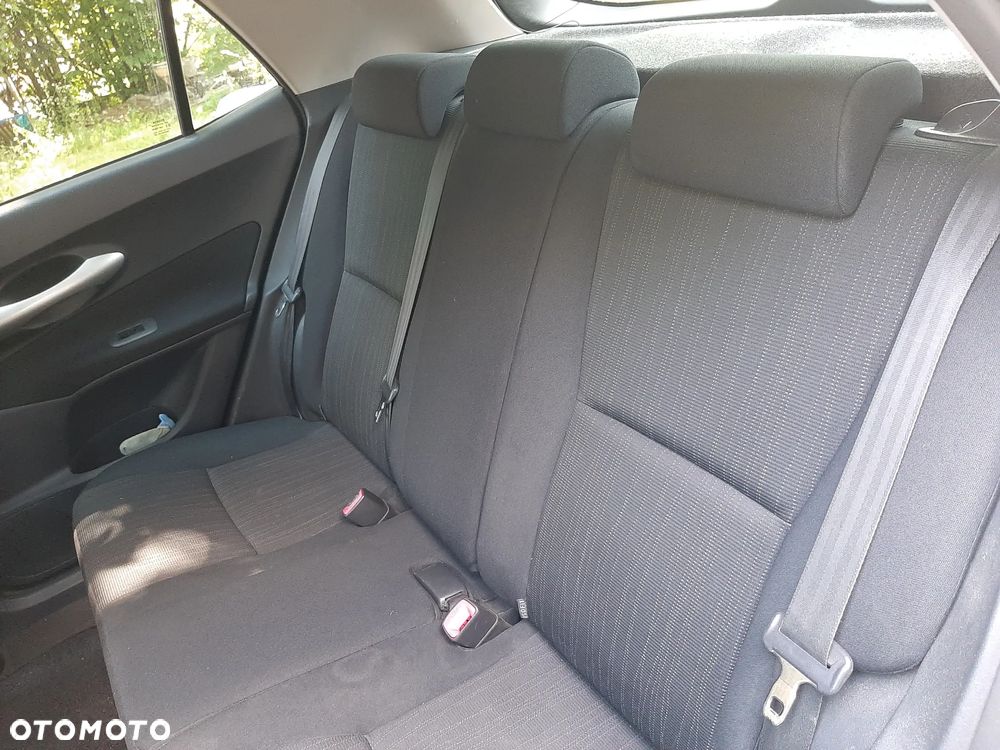 Toyota Auris 1.6 VVT-i Sol - 24