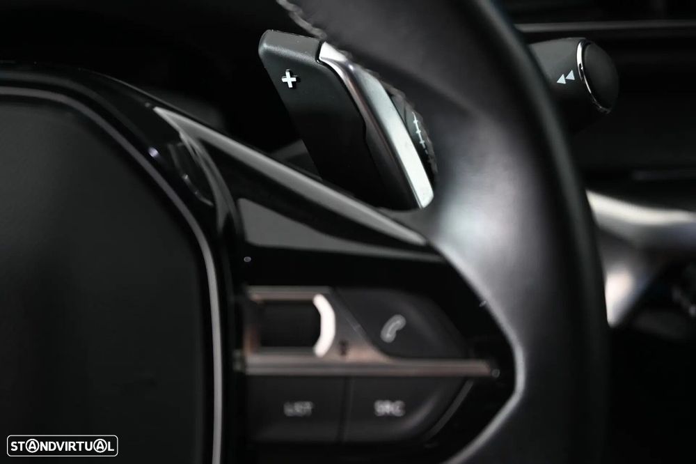 Peugeot 3008 1.2 PureTech Allure Pack EAT8 - 24