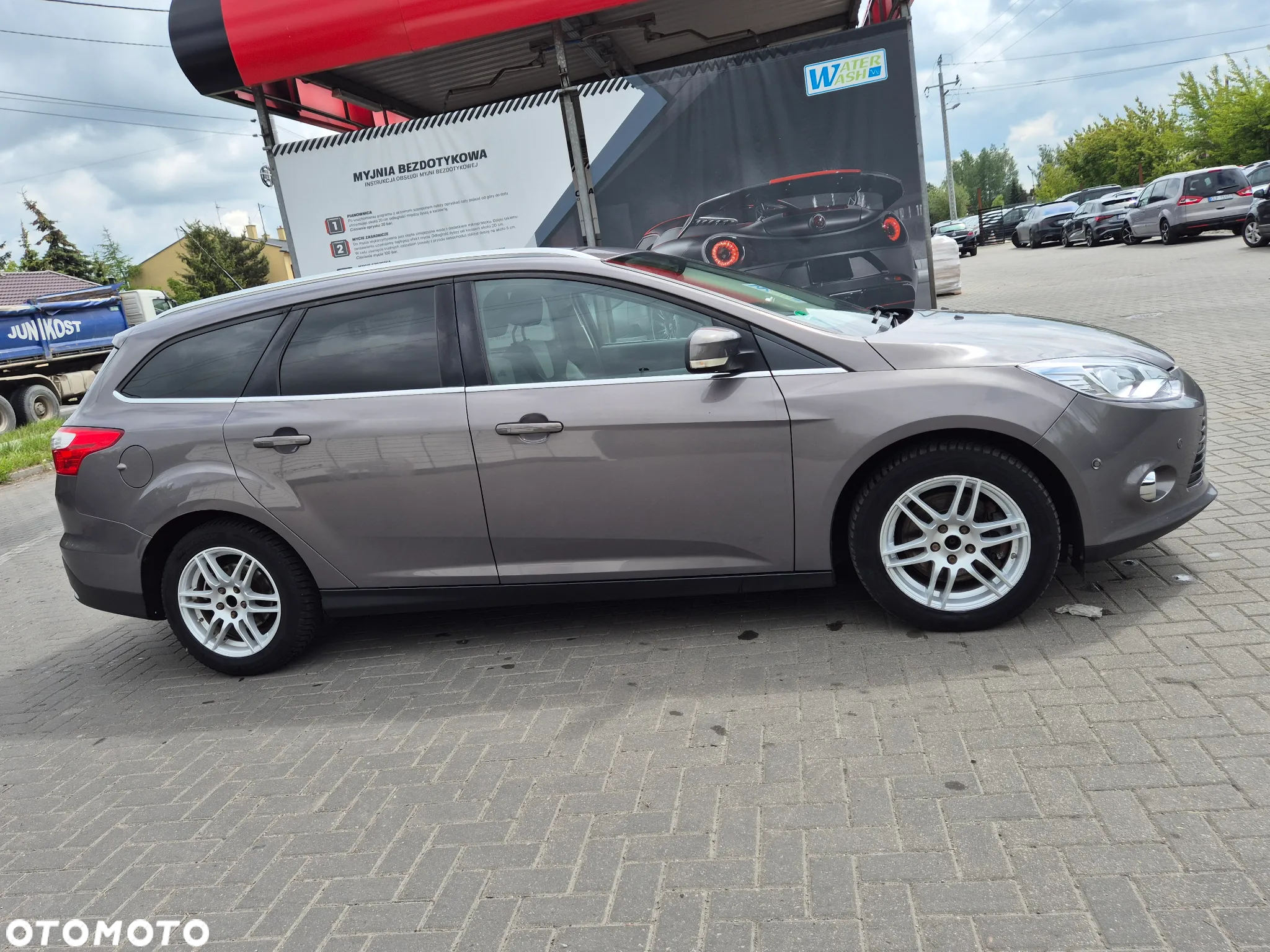 Ford Focus - 13