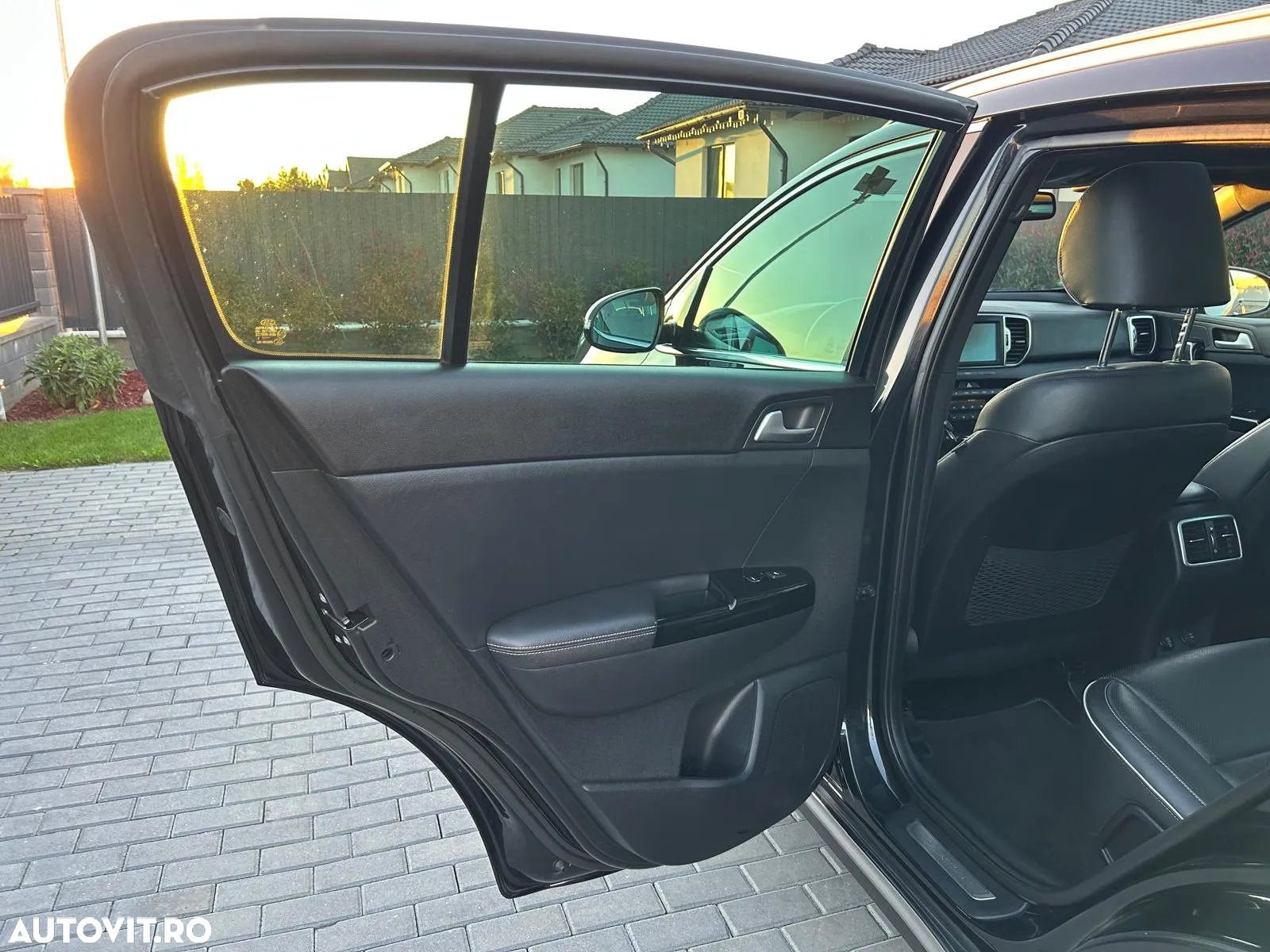 Kia Sportage 2,0 CRDI AWD Aut. GT Line - 34