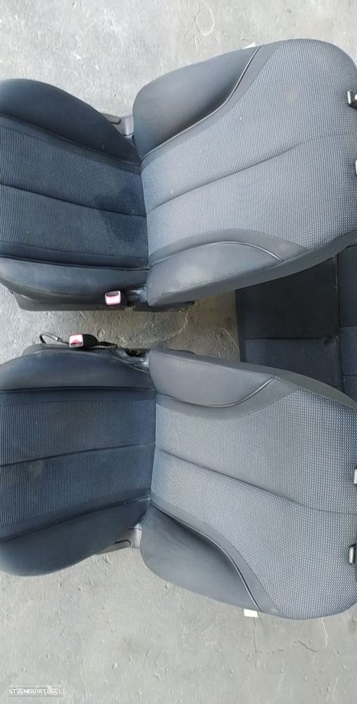 Conjunto De Bancos Mazda 2 (De_, Dh_) - 4