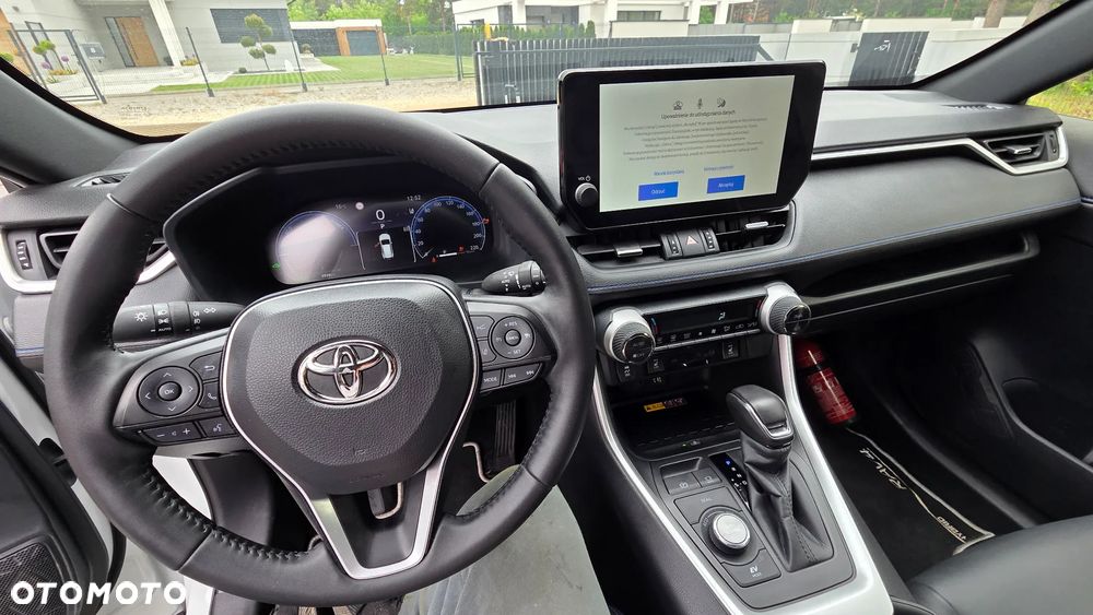 Toyota RAV4 - 30