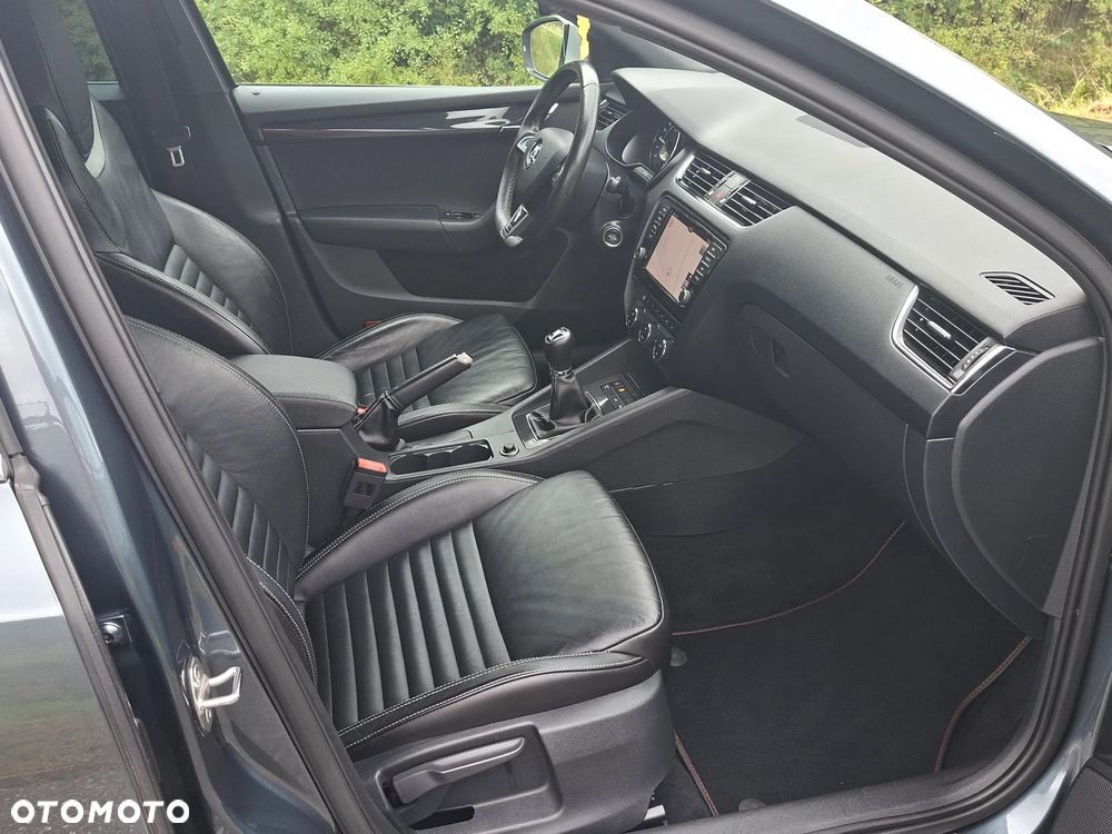 Skoda Octavia 2.0 TDI (Green tec) RS - 19
