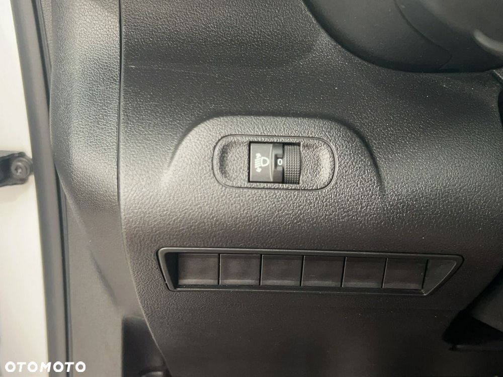 Toyota Proace City - 26