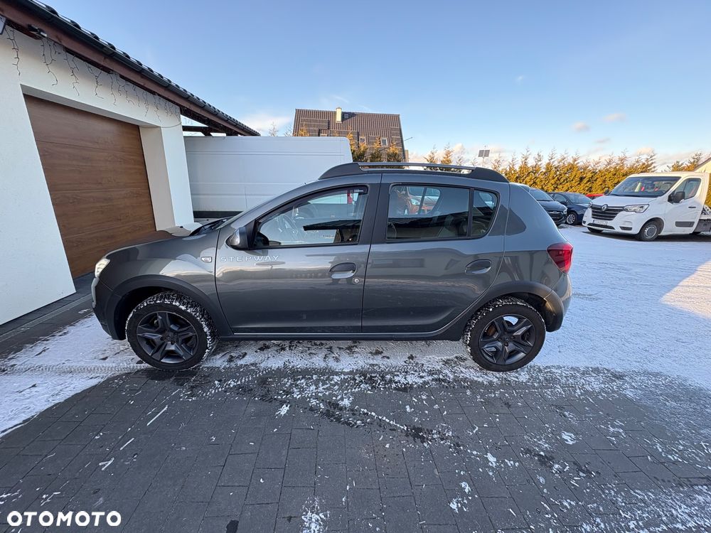 Dacia Sandero TCe 90 S&S Celebration - 6