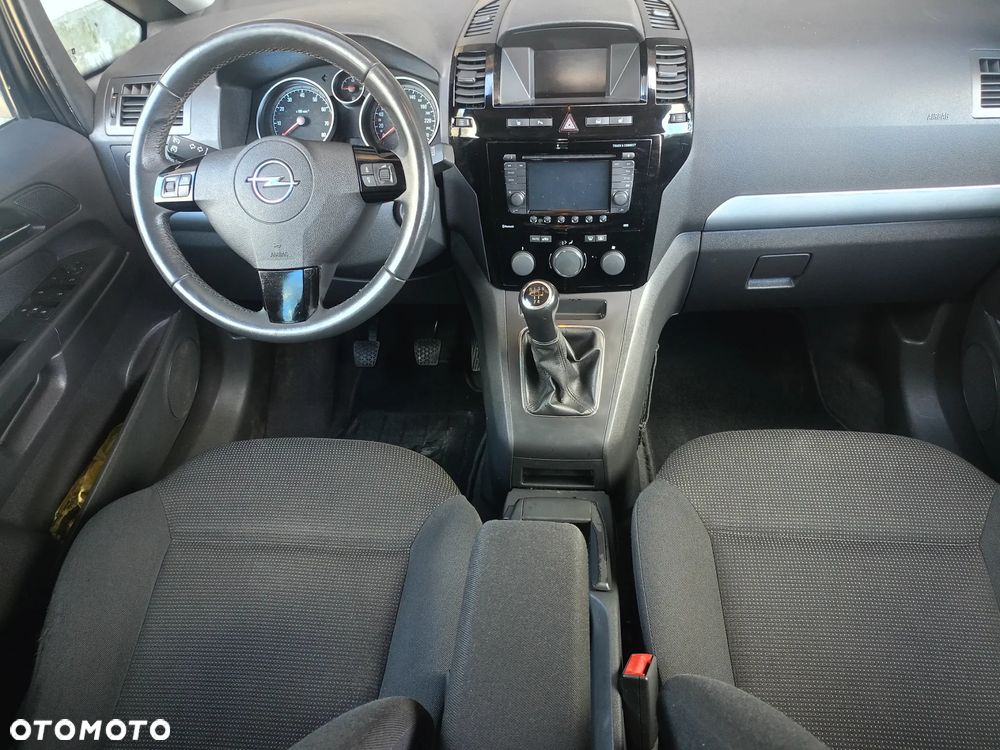 Opel Zafira 1.8 Design Edition - 15