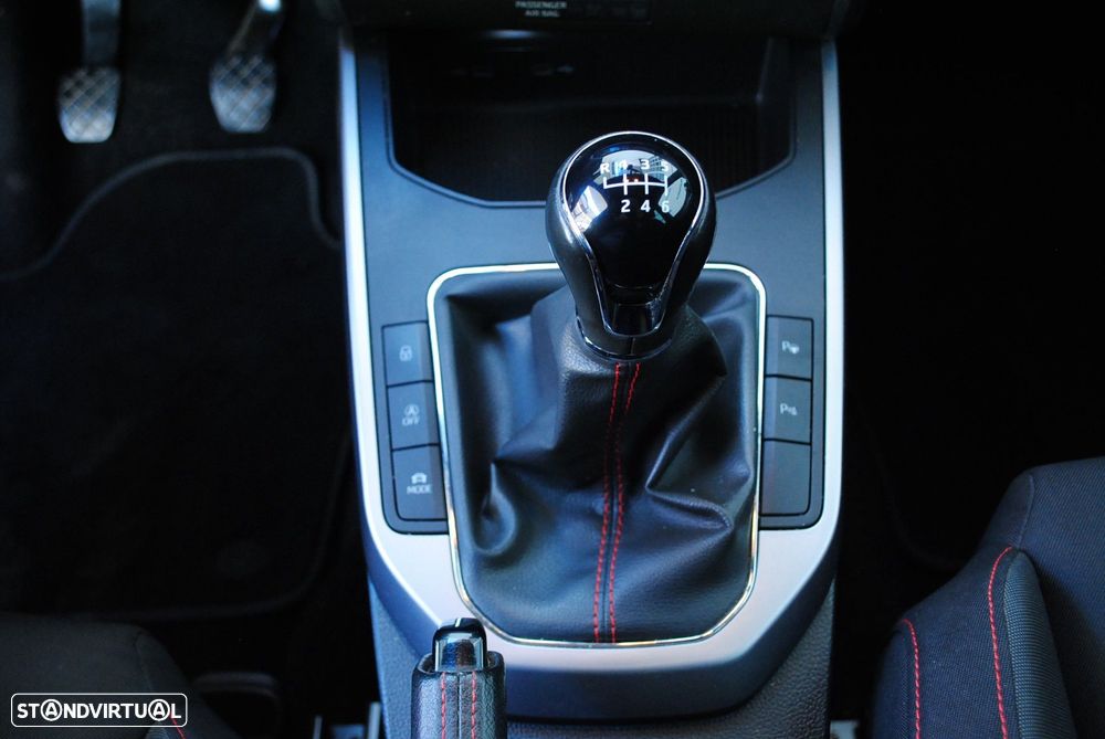 SEAT Arona 1.0 TSI FR - 23