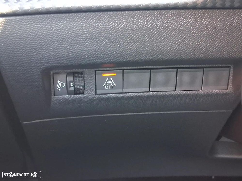 Peugeot 2008 1.2 PureTech Allure EAT8 - 35