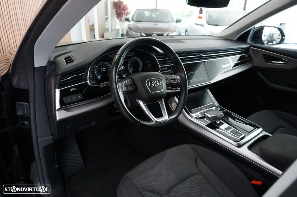 Audi Q8 55 TFSIe quattro Tiptronic competition plus - 7