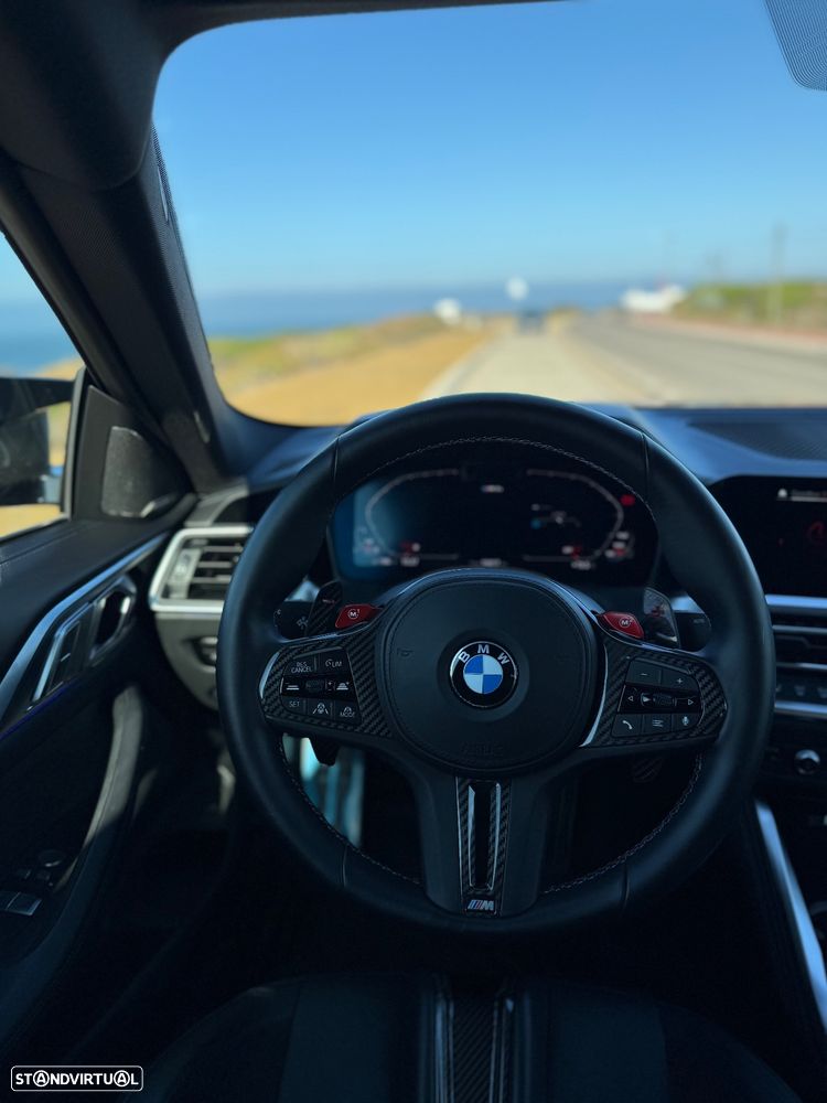 BMW M4 Competition xDrive Pack 50 anos M - 16
