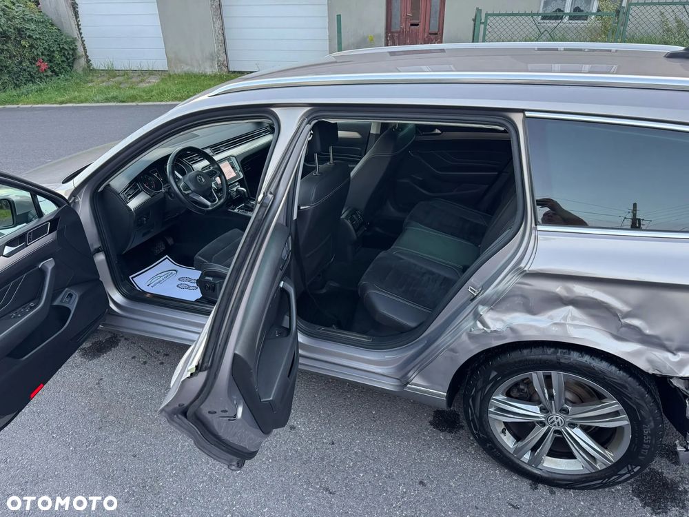 Volkswagen Passat 2.0 TSI Elegance DSG - 9