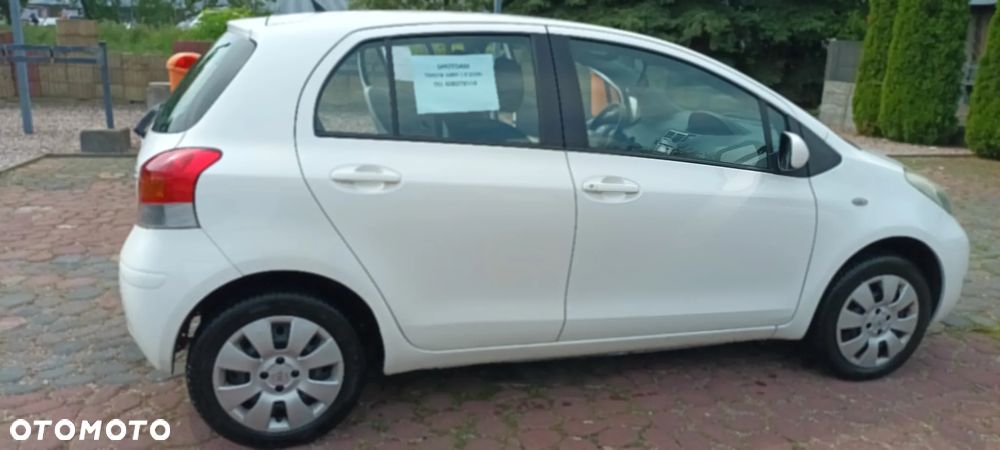 Toyota Yaris - 5