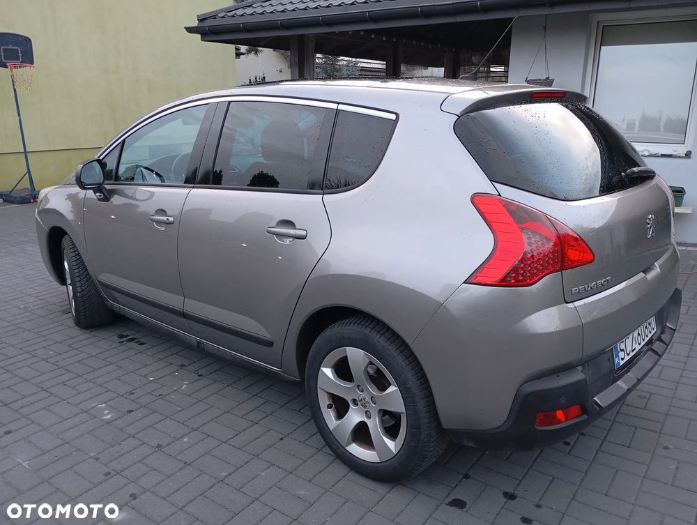 Peugeot 3008 120 VTi Style - 4
