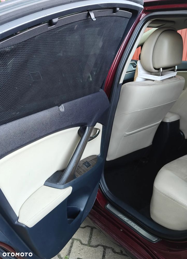 Toyota Avensis 1.8 Premium - 7