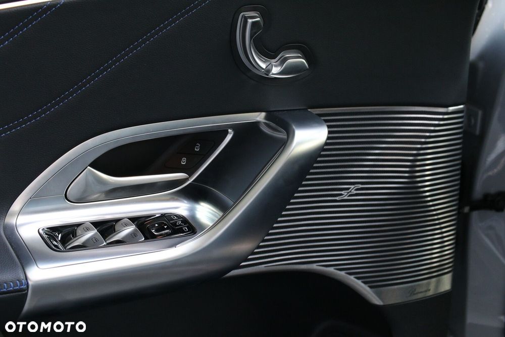 Mercedes-Benz GLC - 15