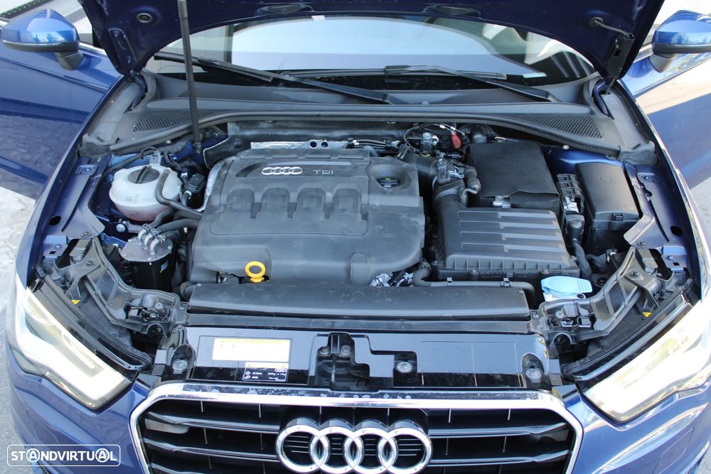 Audi A3 Sportback 1.6 TDI (clean diesel) S tronic S line Sport Pack - 38