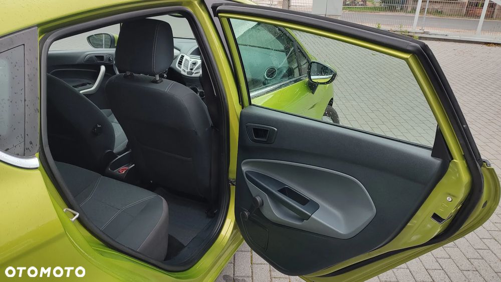 Ford Fiesta 1.25 Titanium - 18