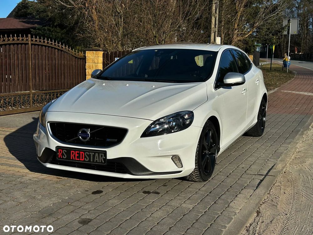 Volvo V40 D2 R Design - 3