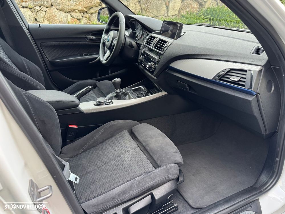BMW 116 d Pack M - 21