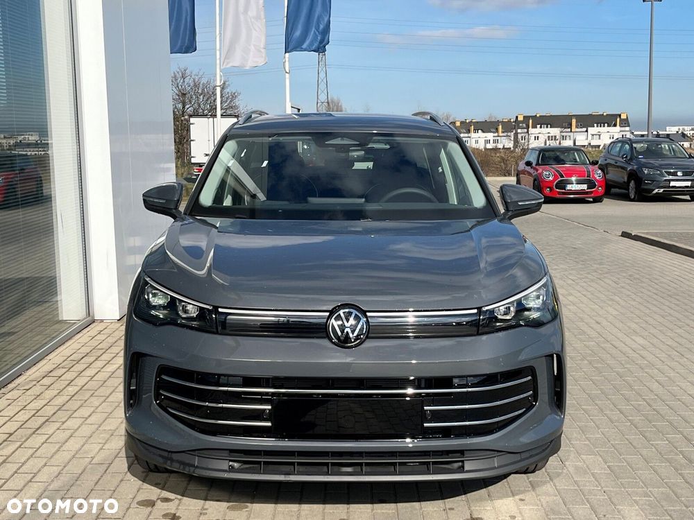 Volkswagen Tiguan - 4