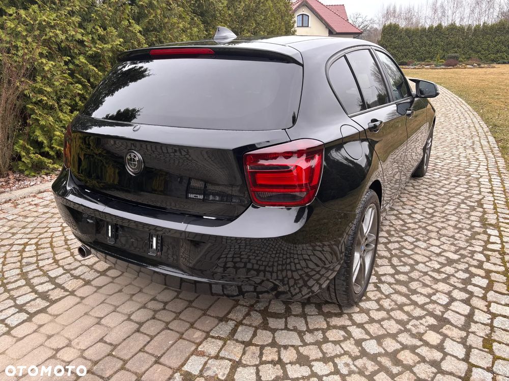 BMW Seria 1 120d Sport Line - 3