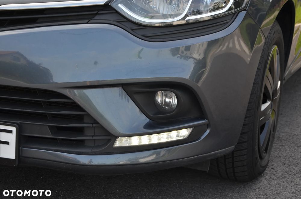 Renault Clio - 12