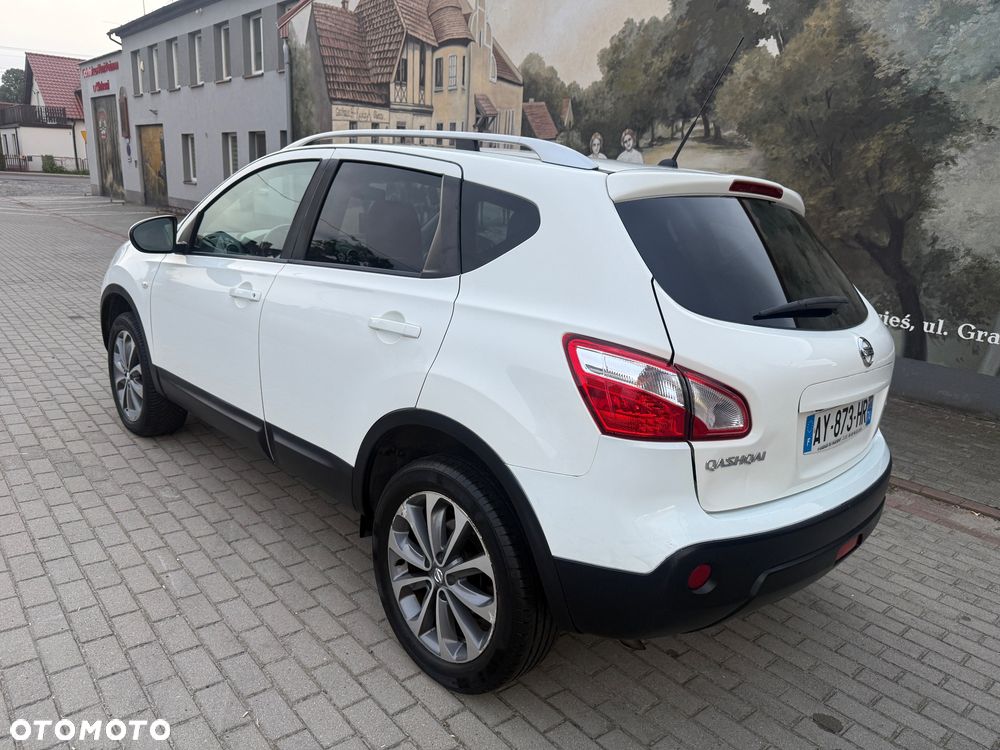 Nissan Qashqai 1.5 dCi Tekna - 4