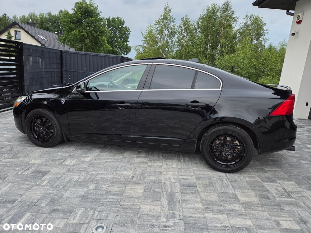 Volvo S60 - 16