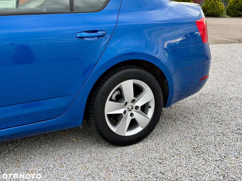 Skoda Octavia 1.5 TSI ACT Style DSG - 23