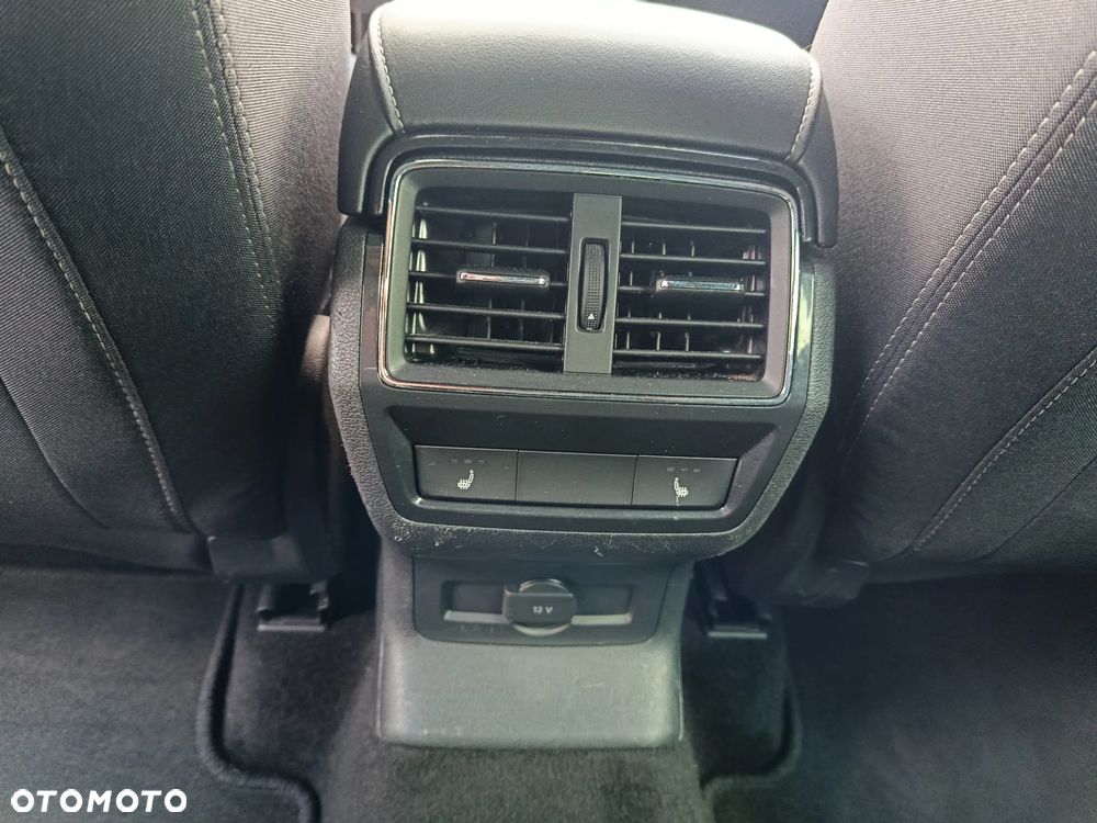 Skoda Karoq 1.5 TSI ACT 4x4 DSG Sportline - 11