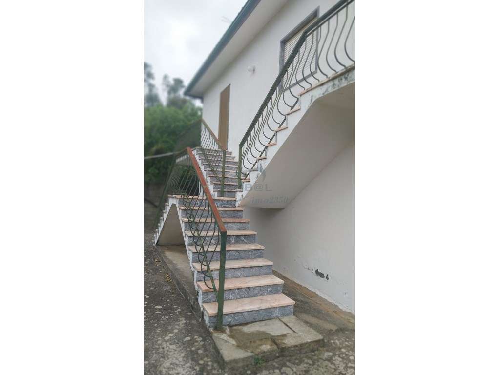 Conjunto de duas moradias numa - Grande imagem: 2/24